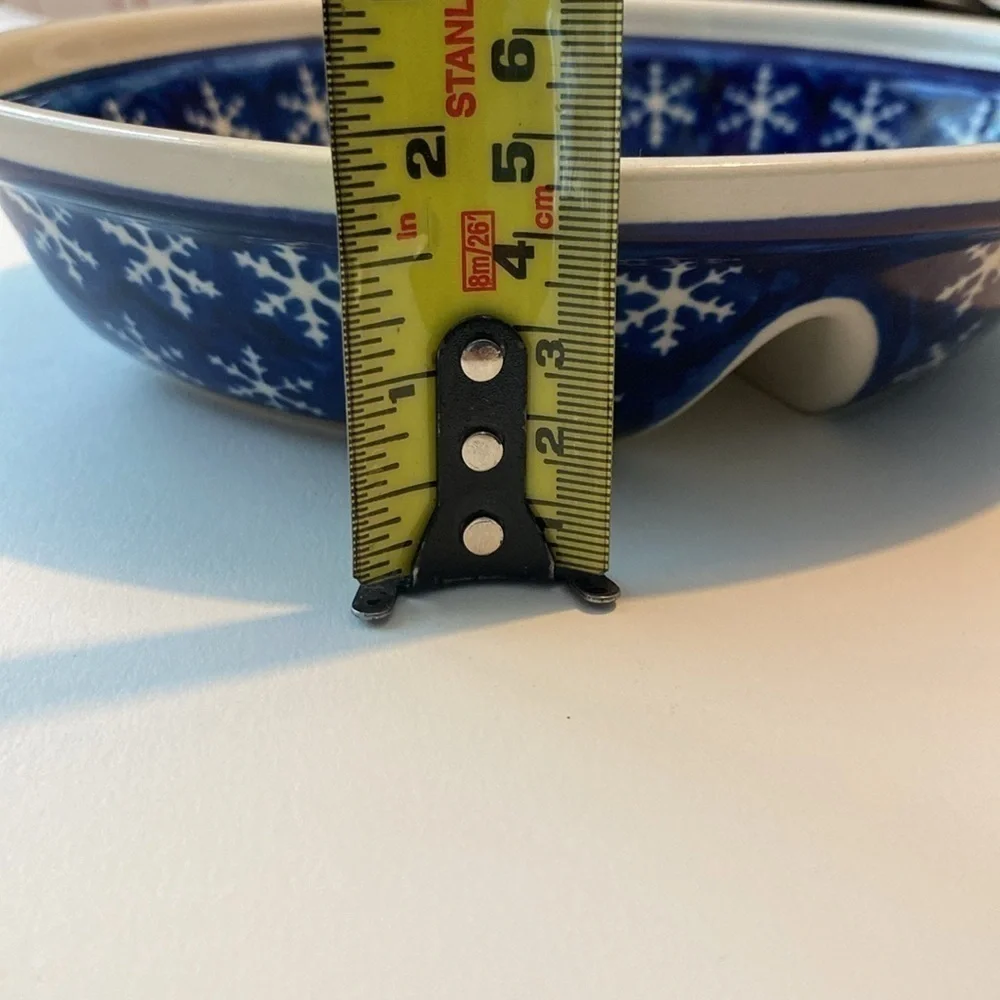 Boleslawiec divided ceramic serving dish snowflake pattern handmade in Poland S7